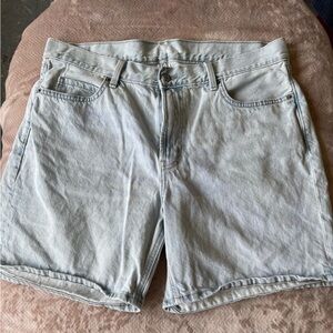 Old Navy Jean Shorts Size 14